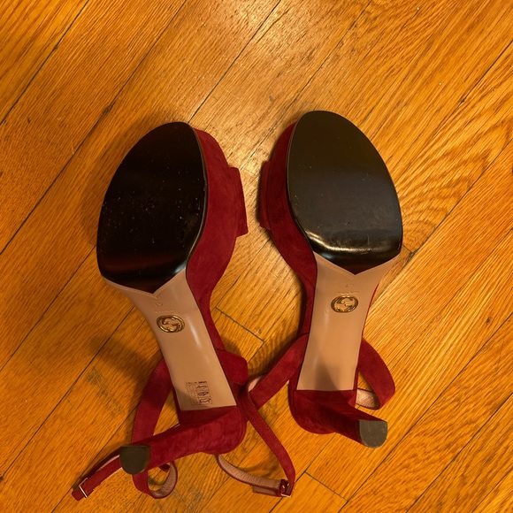 Gucci Red Platform Laila Suede Heels Kid Scamosciato - Picture 2 of 5